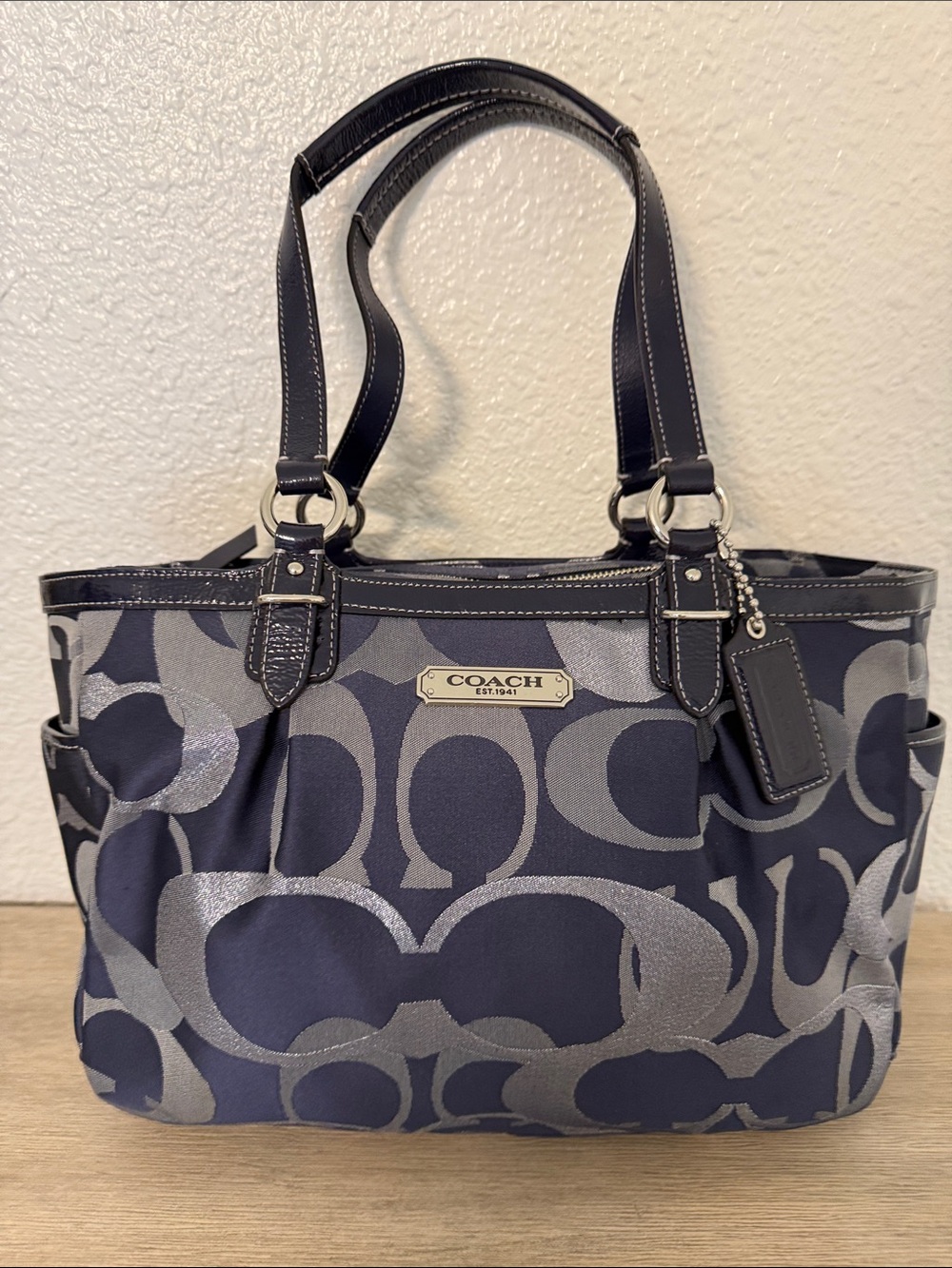 Coach Gallery Optic Signature Lurex Tote vintage 2012